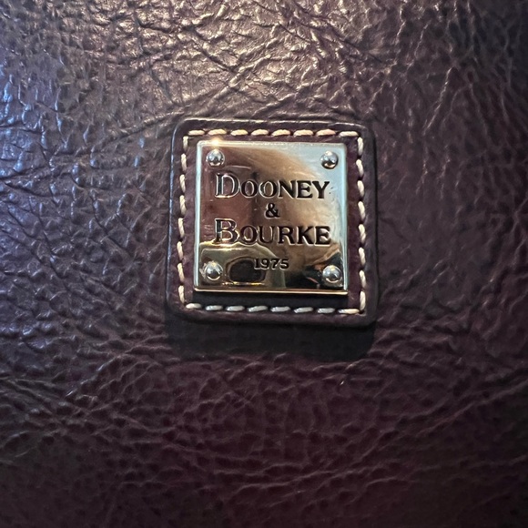 Dooney & Bourke Editor’s Travel Tote Retail $298 - Picture 4 of 12